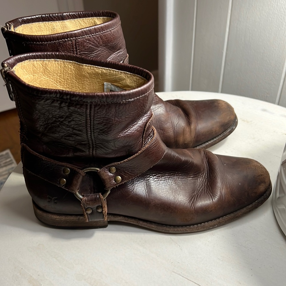 Women Frye harness boot Size 10